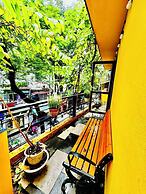 Autumn Hanoi House Bat Su