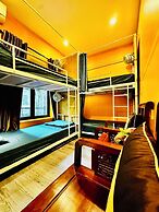 Autumn Hanoi House Bat Su