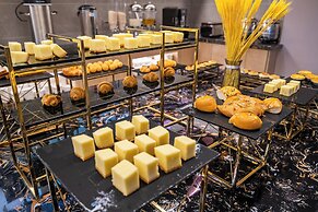 Shanghai Rezen Select Hotel