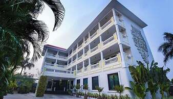Hotel Royal Retreat