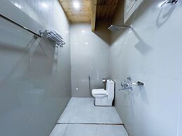 The Leisure Cave on the Ganges