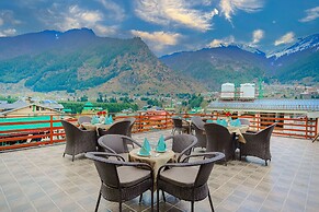 Hotel Divine Paradise Manali