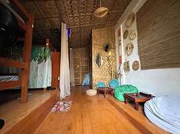 Nautilus Hostel & Hammocks