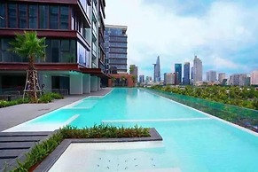 Metropole - Christine Hospitality