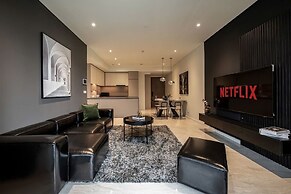 Metropole - Christine Hospitality