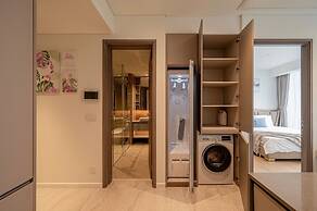 Metropole - Christine Hospitality