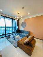 Metropole - Christine Hospitality