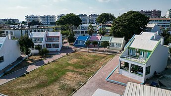 Blackstone Beach Hotel