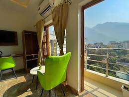 Wanna Stay Rishikesh