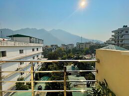 Wanna Stay Rishikesh