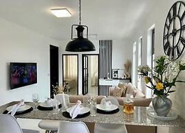 Brand new 2 Bedroom Apartment in Pereybere