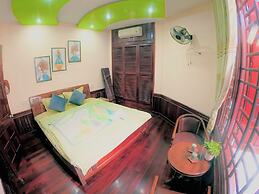 Canary Homestay