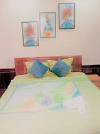 Canary Homestay