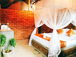 LUNUVILA RESORT DICKWELLA