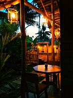 LUNUVILA RESORT DICKWELLA