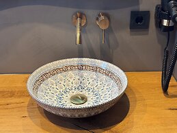 Boutique Apartments by Roy GmbH