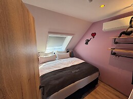 Boutique Apartments by Roy GmbH