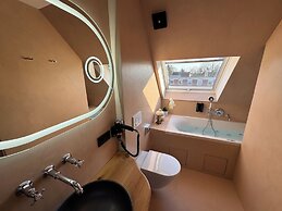 Boutique Apartments by Roy GmbH