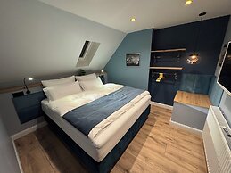 Boutique Apartments by Roy GmbH