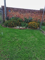 2bed-4guests-garden-nearcentre&attractions