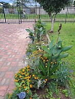 2bed-4guests-garden-nearcentre&attractions