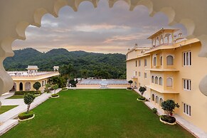 Traavista Surya Mahal Resort & Spa