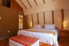 w Prestigious 3BR House in Villa Sagrado