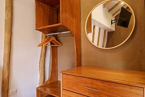 w Prestigious 3BR House in Villa Sagrado