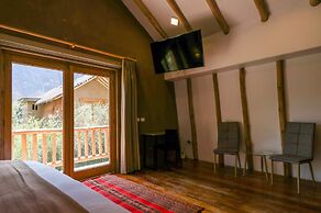 w Prestigious 3BR House in Villa Sagrado