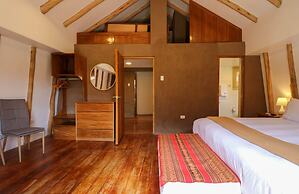 w Prestigious 3BR House in Villa Sagrado