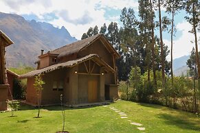 w Majestic 3BR House in Villa Sagrado