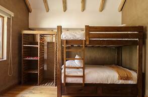 w Majestic 3BR House in Villa Sagrado