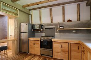 w Majestic 3BR House in Villa Sagrado