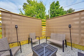 Duplex w/ Fire Pit ~ 1 Mi to MGM Springfield!