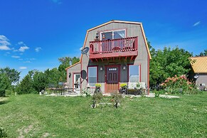 Cabin Near Cokato Lake w/ Outdoor Oasis & Views!