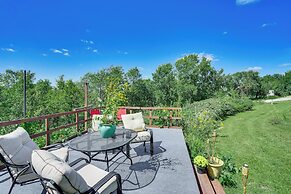 Cabin Near Cokato Lake w/ Outdoor Oasis & Views!