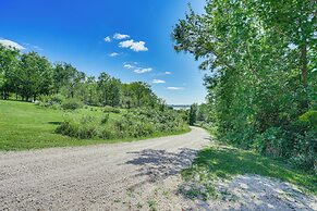 Cabin Near Cokato Lake w/ Outdoor Oasis & Views!