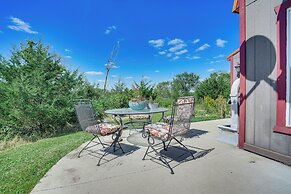 Cabin Near Cokato Lake w/ Outdoor Oasis & Views!