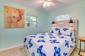 Emerald Coast Home: Outdoor Entertainment Area!