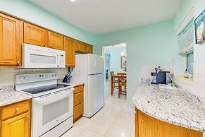 Emerald Coast Home: Outdoor Entertainment Area!