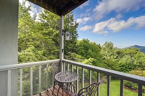 1 Mi to Ski Lifts: Sugar Mountain Condo