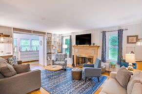 4 Mi to Skiing: Cottage w/ Fire Pit in Richmond!