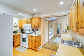 4 Mi to Skiing: Cottage w/ Fire Pit in Richmond!