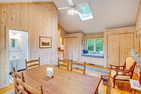 4 Mi to Skiing: Cottage w/ Fire Pit in Richmond!