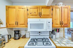 4 Mi to Skiing: Cottage w/ Fire Pit in Richmond!