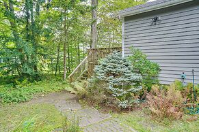 4 Mi to Skiing: Cottage w/ Fire Pit in Richmond!
