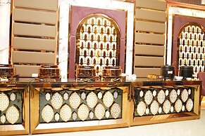 Orsom Stays Sassy Sector 53