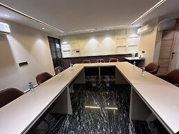 Orsom Stays Sassy Sector 53