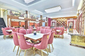 Orsom Stays Sassy Sector 53