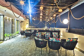 Orsom Stays Sassy Sector 53